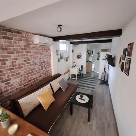 Nani Apartment *