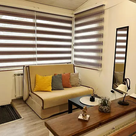 Nani - Secure And Free Parking Space! 아파트