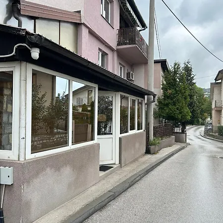 Nani - Secure And Free Parking Space! 아파트 *